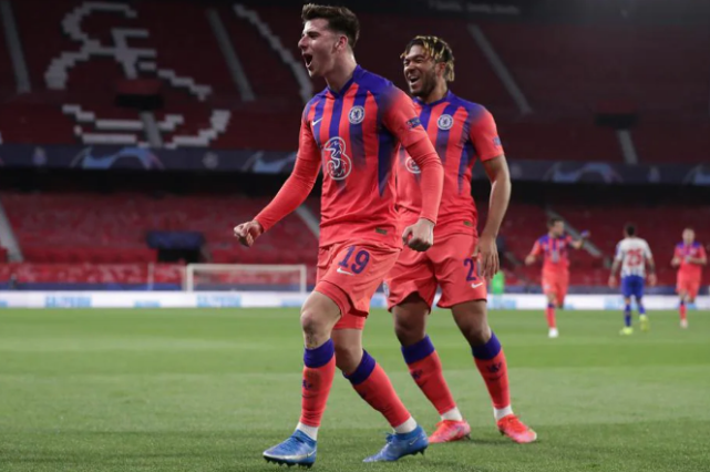 爱游戏-克里夫兰骑士外线爆发备战英超清晨马赛单刀错失，波尔图集结日造点机会看傻球迷