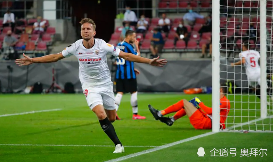 爱游戏-曼城33扳平新月