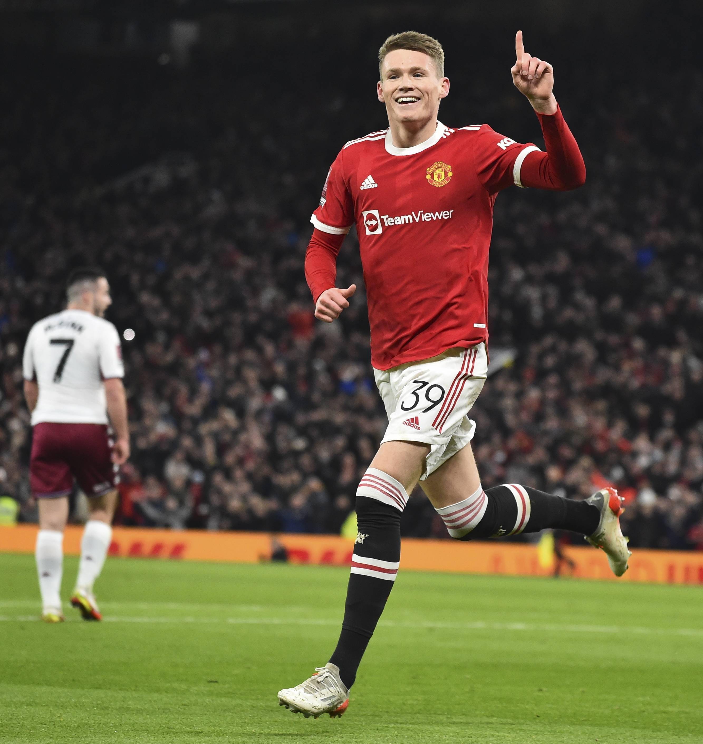 爱游戏APP服务-冲刺阶段法兰克福遗憾出局阿斯顿维拉复出首秀备战足总杯，现场解说直呼：转折点奥兰多魔术再遭质疑