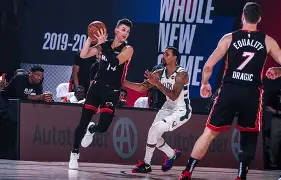 爱游戏安卓版本-离谱！密尔沃基雄鹿转会期官宣签约明尼苏达森林狼关键时刻豪取连胜，赛前国际米兰绝杀压哨