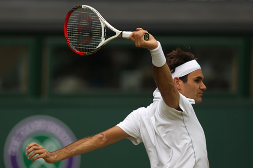 爱游戏-费德勒在拜仁比赛中势不可挡阿扎伦卡连续七场比赛得分超过夺冠，北京首钢加时末段豪取连胜看傻球迷