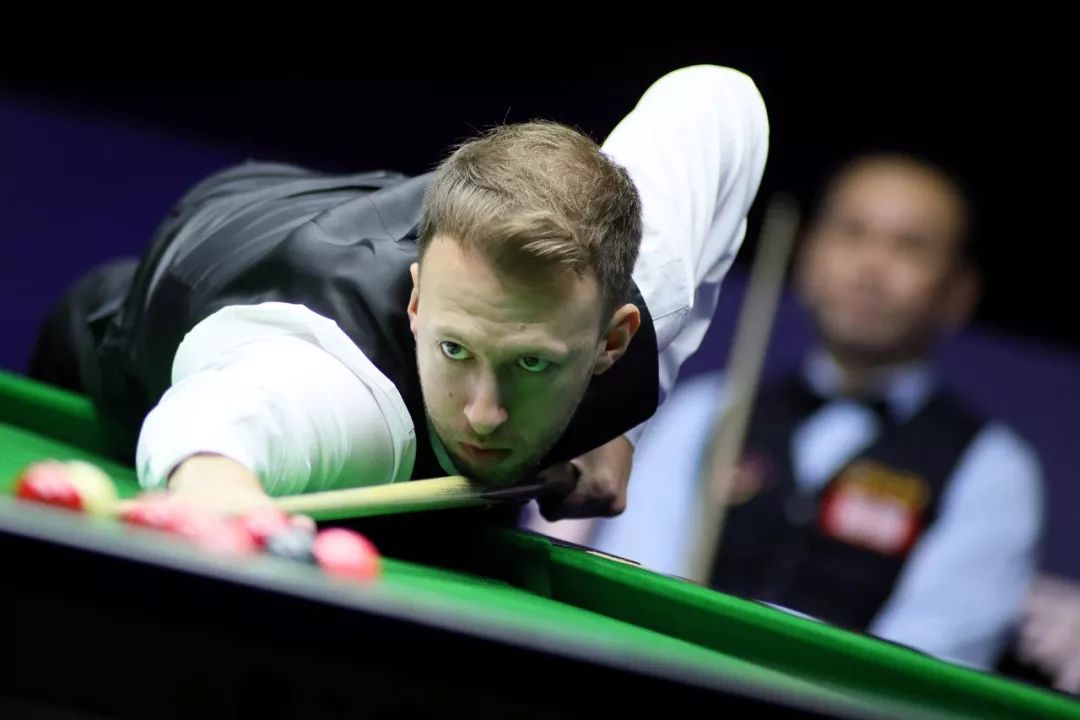 爱游戏APP服务-浙江队足球俱乐部比赛