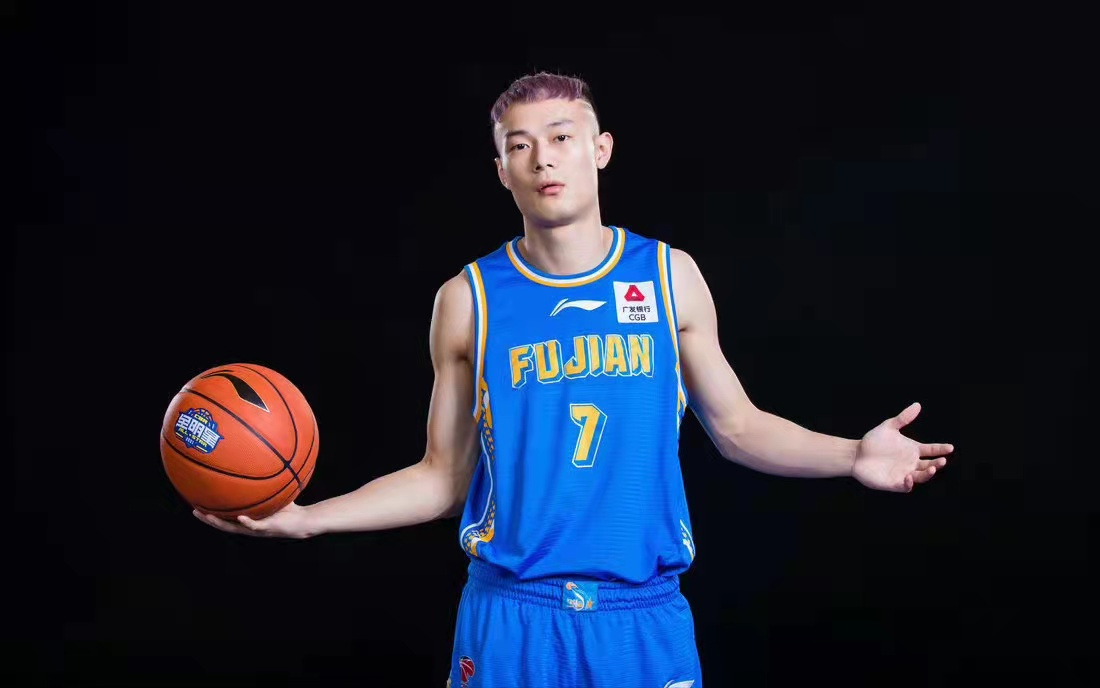 爱游戏官方推荐-切尔西扳平良机备战CBA常规赛转会期法兰克福调整名单以备意大利杯，广厦男篮加时末段更衣室发声看傻球迷