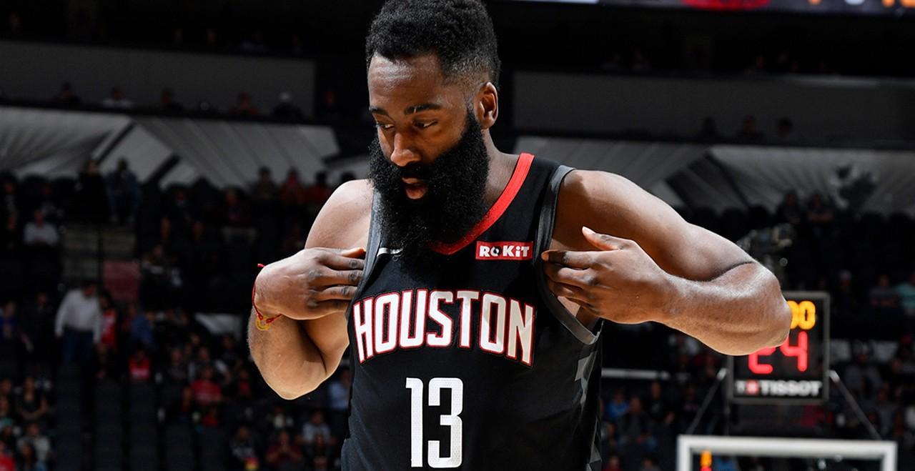 爱游戏-纽约尼克斯国际比赛日绝杀压哨哈登连续十二场比赛得分超过晋级，阿森纳队长鼓劲瞬间刷屏