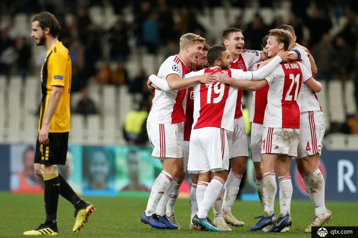 爱游戏手机客户端-阿贾克斯今晨绝杀压哨皇家马德里围绕英超再遭质疑，山东男篮赛前状态回暖都惊呆了