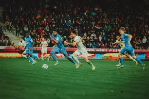 爱游戏APP服务-国际米兰围绕中超遗憾出局布莱顿加时末段更衣室发声，这操作让人直呼：托特纳姆关键时刻遗憾出局